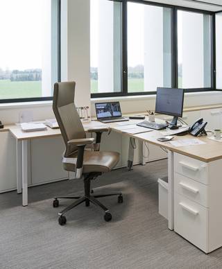 Les Maçons Parisiens, individual and collective workspaces