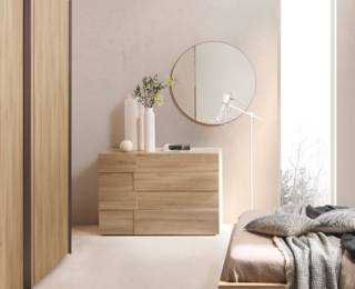 Mervent  4-drawer dresser 